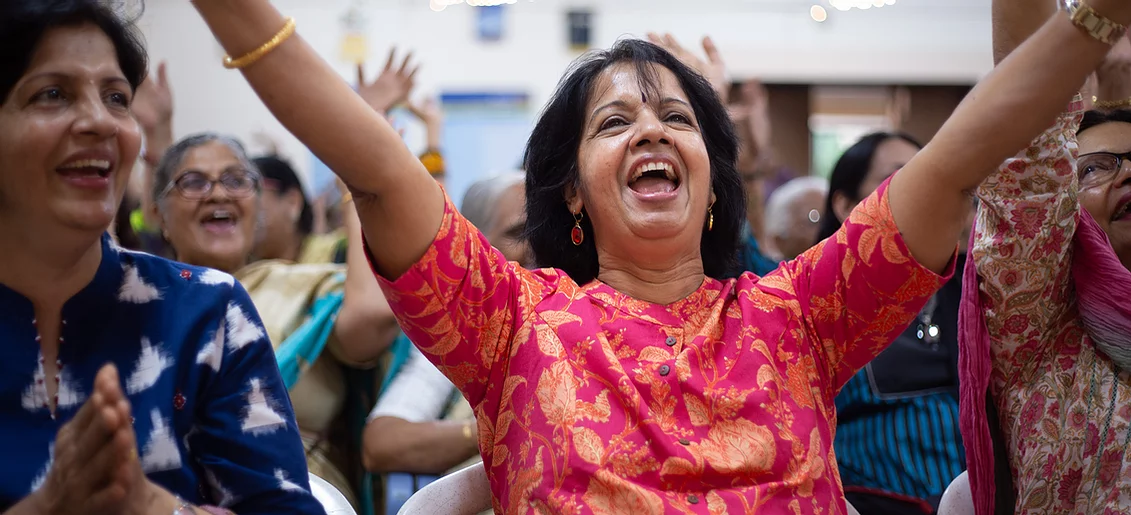 Group of women laughing - Silver Talkies